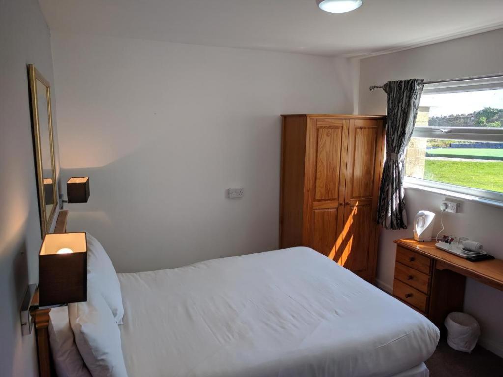 Mayfair Hotel - Isle Of Wight شانكلين المظهر الخارجي الصورة